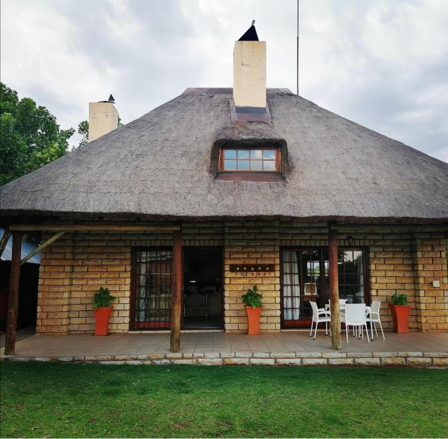 Safe Haven Guesthouse Bloemfontein Exterior foto